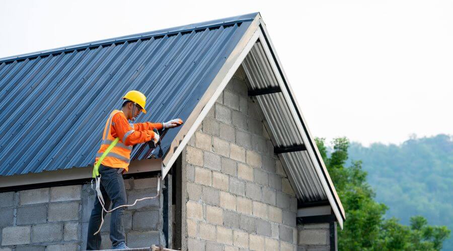 Expert top industrial roofings services in Hadley, MI
